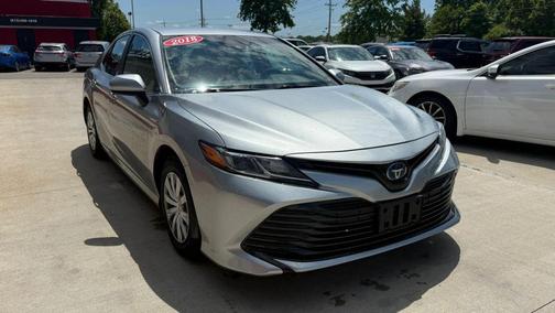 Celestial Silver Metallic 2018 Toyota Camry Hybrid LE