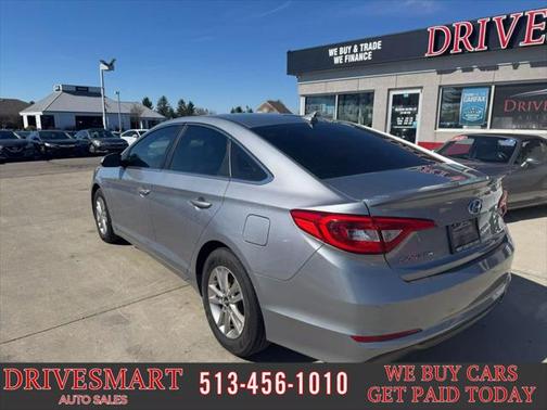 2017 Hyundai SONATA SE