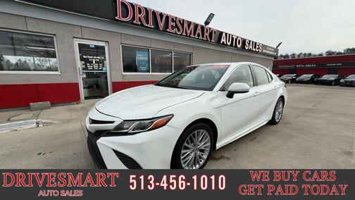 2020 Toyota Camry SE