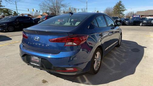 2020 Hyundai ELANTRA SEL