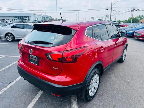 2018 Nissan Rogue Sport S