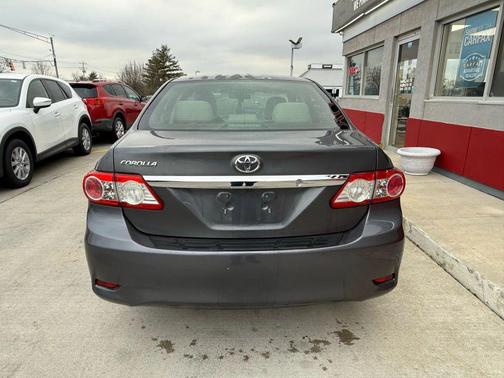 2012 Toyota Corolla LE