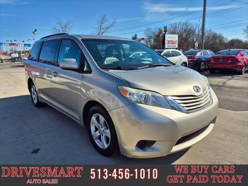 2015 Toyota Sienna LE