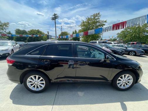 2011 Toyota Venza Base