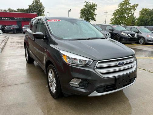 2019 Ford Escape SE