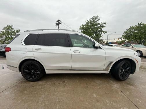 2019 BMW X7 xDrive40i