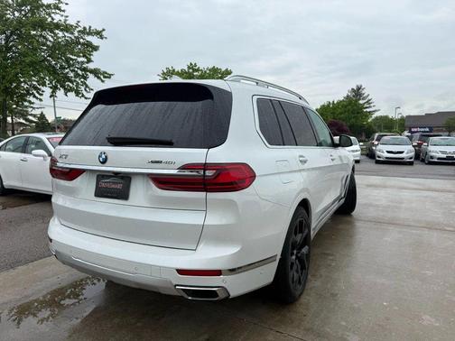 2019 BMW X7 xDrive40i