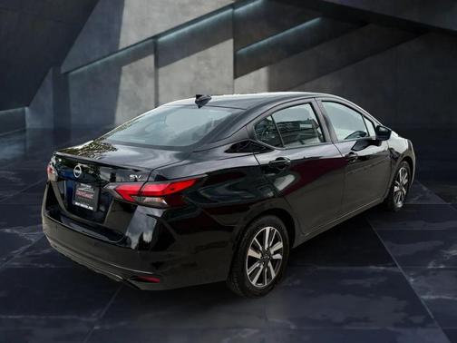 2023 Nissan Versa 1.6 SV