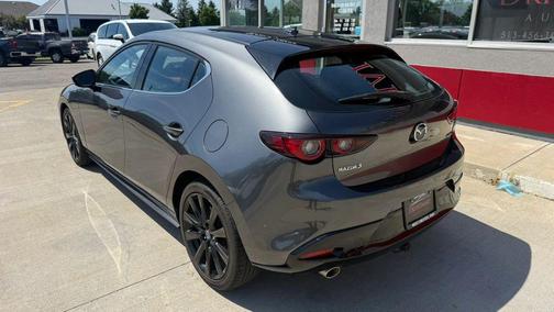 Machine Gray Metallic 2022 Mazda Mazda3 FWD w/Premium Package