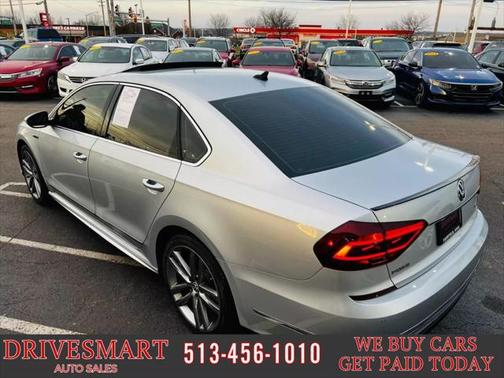 2019 Volkswagen Passat 2.0T R-Line