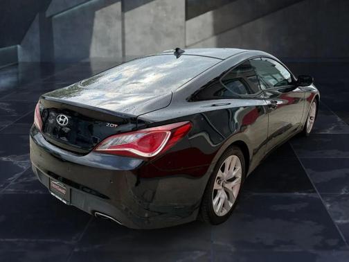 2014 Hyundai Genesis Coupe 2.0T Premium