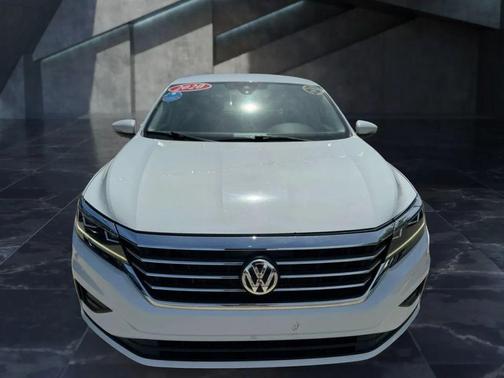 2020 Volkswagen Passat 2.0T SE