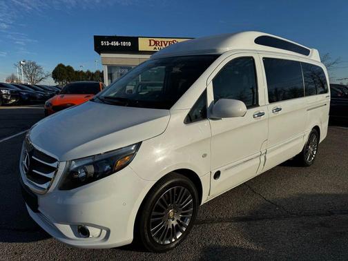 2017 Mercedes-Benz Metris Base