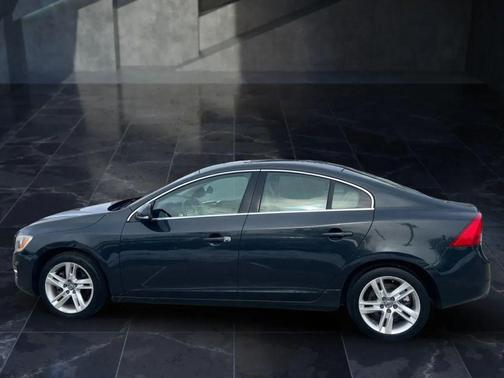 2015 Volvo S60 T5 Premier