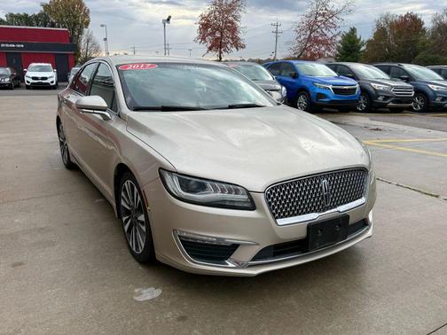 2017 Lincoln MKZ Base