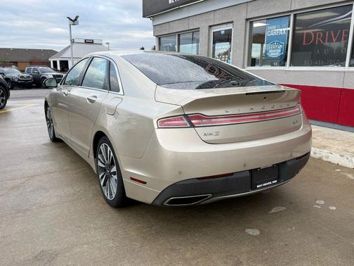 2017 Lincoln MKZ Base