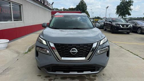 Gray 2023 Nissan Rogue SL