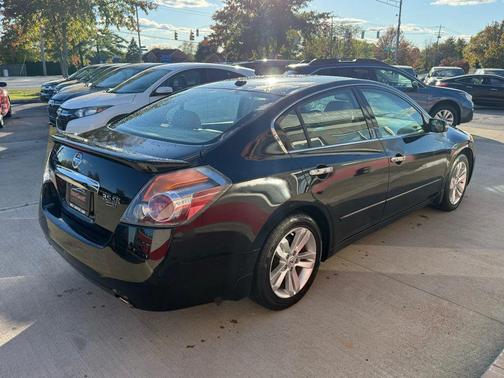 2012 Nissan Altima 3.5 SR