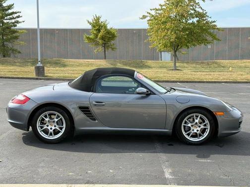 2005 Porsche Boxster Cabriolet 2D