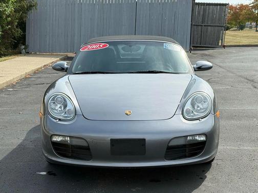 2005 Porsche Boxster Cabriolet 2D