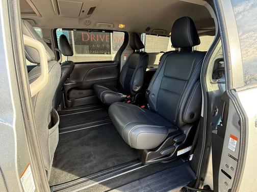 2015 Toyota Sienna SE Premium