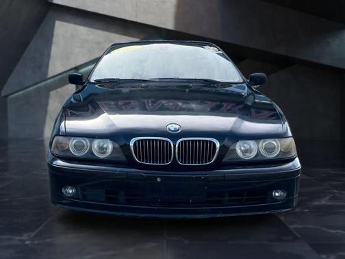 2002 BMW 540 540i Sedan 4D