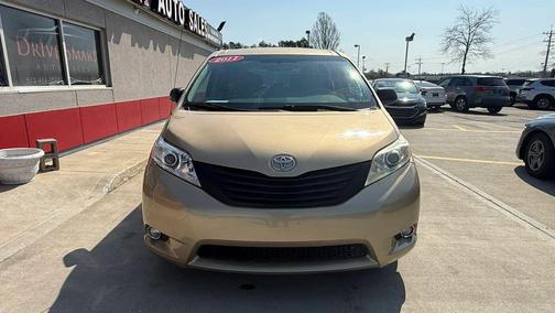 2011 Toyota Sienna Base