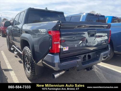 2024 Toyota Tacoma TRD Off-Road