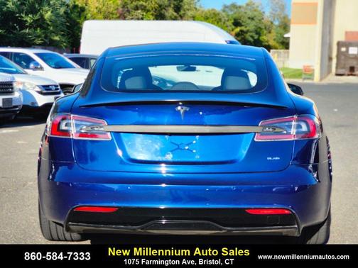 2021 Tesla Model S Plaid