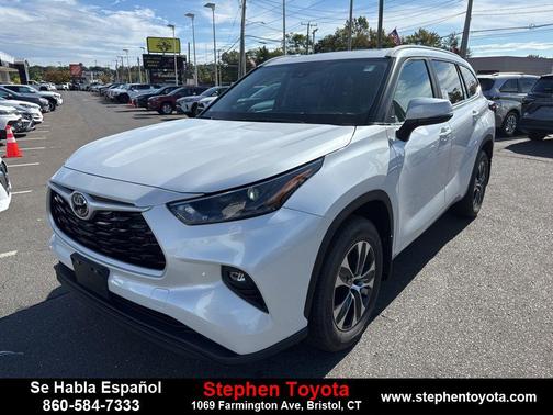2025 Toyota Highlander XLE