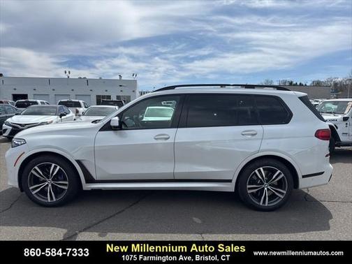2021 BMW X7 M50i