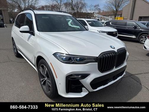 2021 BMW X7 M50i