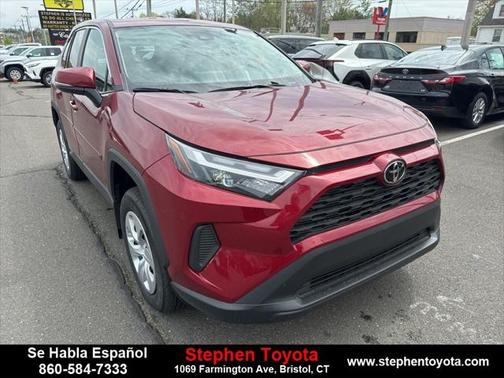 2025 Toyota RAV4 LE