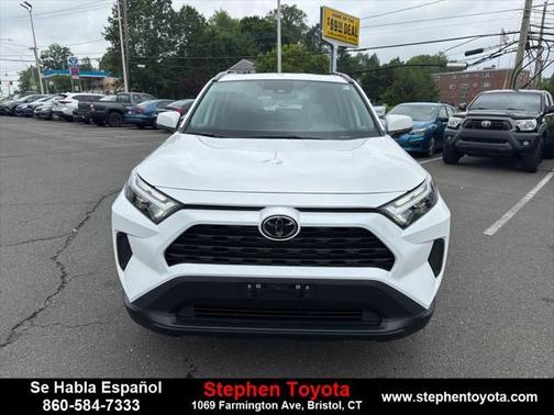 2025 Toyota RAV4 XLE