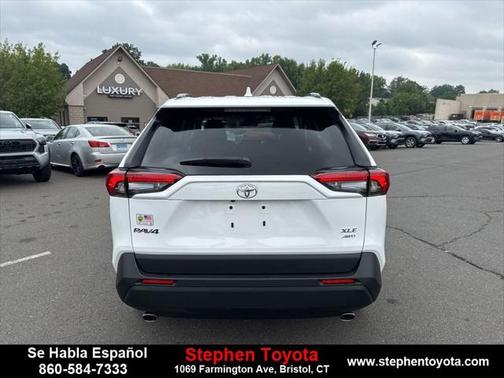 2025 Toyota RAV4 XLE