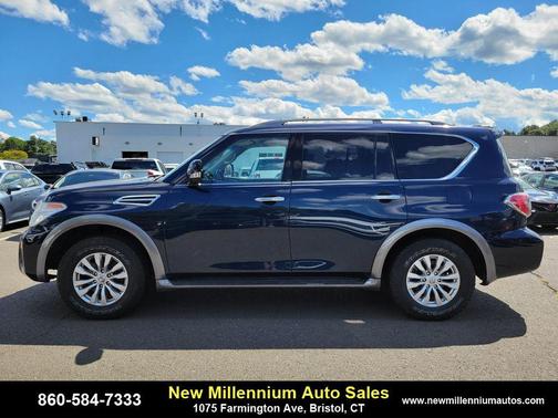 2017 Nissan Armada SV