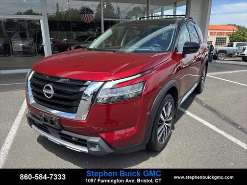 2022 Nissan Pathfinder Platinum 4WD