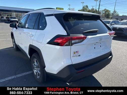 2025 Toyota RAV4 Hybrid XLE