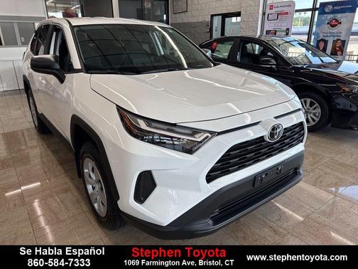 2025 Toyota RAV4 LE