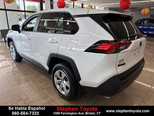 2025 Toyota RAV4 LE