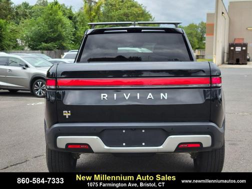 2022 Rivian R1T Adventure