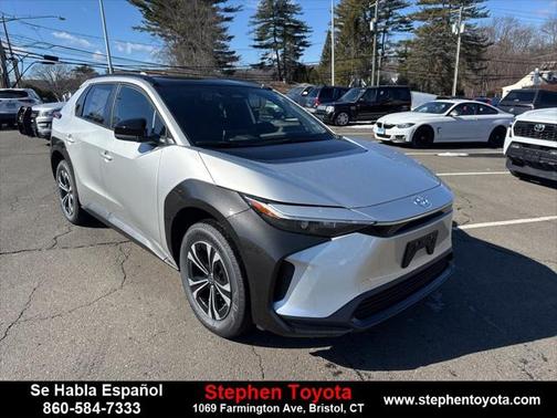 2025 Toyota bZ4X XLE