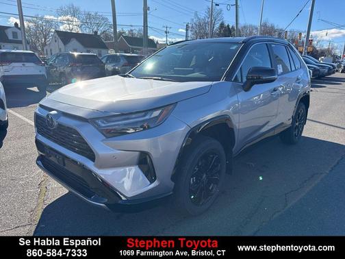 2025 Toyota RAV4 Hybrid SE