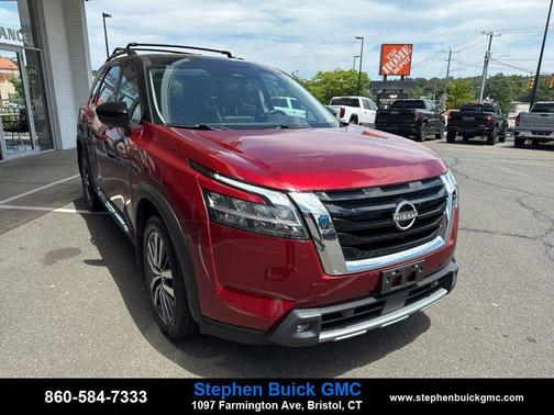 2022 Nissan Pathfinder Platinum 4WD