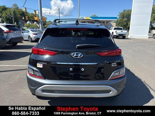 2022 Hyundai KONA Limited