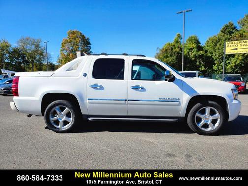 2013 Chevrolet Avalanche LTZ