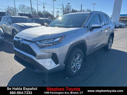 2025 Toyota RAV4 Hybrid XLE