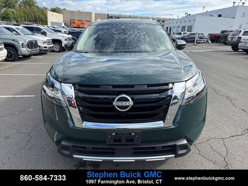 2023 Nissan Pathfinder Platinum 4WD