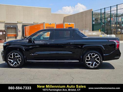 2024 Chevrolet Silverado EV First-Edition RST 4WD