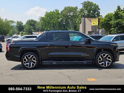 2024 Chevrolet Silverado EV First-Edition RST 4WD